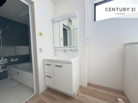 ���ʑ�E���ʏ��@�g�Ȃ�𐮂�����ʏ��́A���������厖�ł��I������̐������̂��镵�͋C�����o�I�C�����悭���g�����������܂��B�L�X�����X�y�[�X���������ł��ˁI
