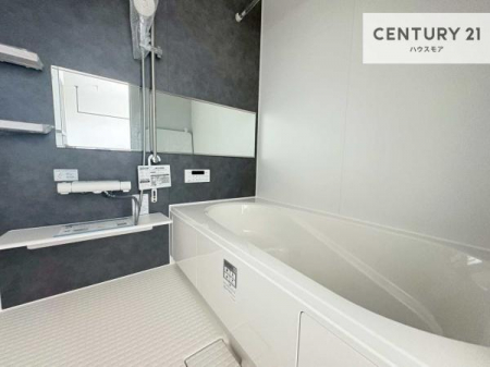 �����@�������������l�̕��͋C�̃o�X���[���́A�����o�Ă��ăo�X�^�C�����[���I
���d���撣���Ă��邲�J���ɂ��D�݂̓����̓����܂����āA�y����ł݂Ă͂������ł��傤���H