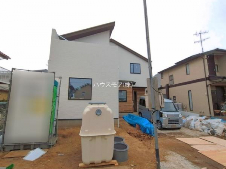 ���ԏ�@���ԃX�y�[�X��3�䕪����܂��I�Z�J���h�J�[�͂������A�o�C�N�⎩�]�ԂȂǂ��u���ꏊ�ɍ���܂���B