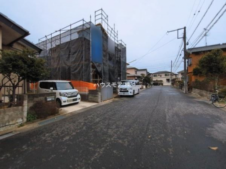 ���̑����n�@�O�ʓ��H7.9���I�z����ǍD�ȗ��n�ł��B
�Ԍɓ��ꂪ���ȕ������S�ł��ˁB