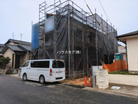 ���ԏ�@���ԃX�y�[�X��2�䕪����܂��I�Z�J���h�J�[�͂������A�o�C�N�⎩�]�ԂȂǂ��u���ꏊ�ɍ���܂���B