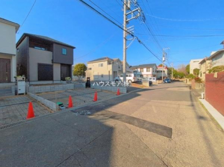 ���̑����n�@�O�ʓ��H��6���I�z����ǍD�ȗ��n�ł��B
�Ԍɓ��ꂪ���ȕ������S�ł��ˁB