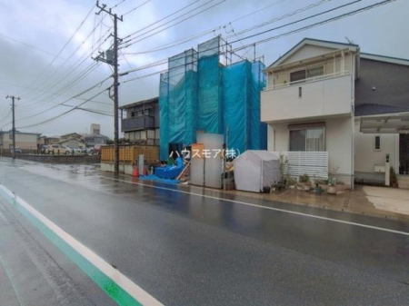 ���̑����n�@�O�ʓ��H�͊J��������L�X8���I�z����ǍD�ł��I
�Ԍɓ��ꂪ���ȕ������S�ł��ˁB