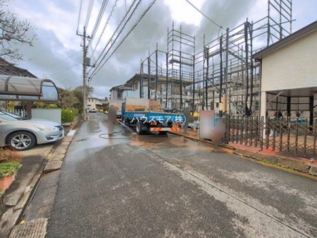 ���̑����n�@�O�ʓ��H��6���I�z����ǍD�ȗ��n�ł��B
�Ԍɓ��ꂪ���ȕ������S�ł��ˁB