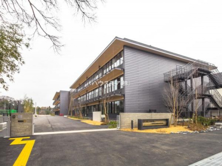 ���ӊ��@-