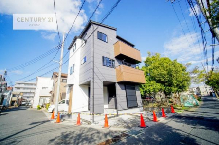 ���̑����n�@�O�ʓ��H��5.2���~5.5���I�Ԍɓ��ꂪ���ȕ������S�ł��ˁB