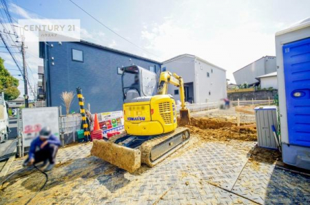 ���ԏ�@���ԃX�y�[�X��2�䕪����܂��I�Z�J���h�J�[�͂������A�o�C�N�⎩�]�ԂȂǂ��u���ꏊ�ɍ���܂���B