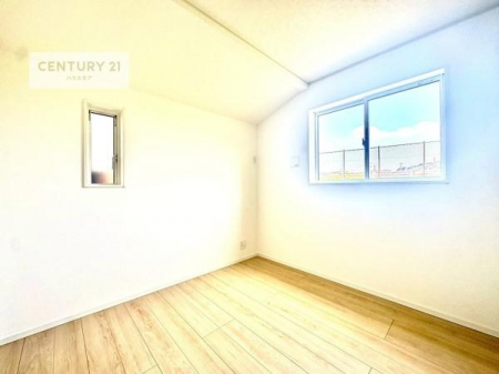 ���r���O�ȊO�̋����@�V���v���Ƀf�U�C������Ă��邽�߁A�Ƌ��I�т܂���I
���C�ɓ���̉Ƌ��u���Ă��낰���Ԃ���邱�Ƃ��ł��܂��B