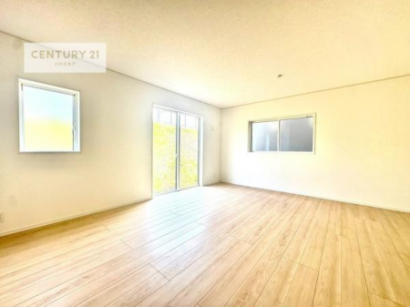 ���r���O�@�D�����z���܂肪���r���O����ł���ċ��S�n�̗ǂ���Ԃ����o���Ă���܂��I
���났�̎��Ԃ��߂����܂��I