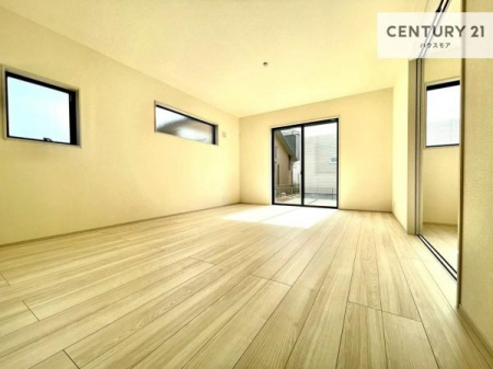 ���r���O�@�J�����̂���L�XLDK�I�\�t�@�[��_�C�j���O�e�[�u����u���Ă������ɂȂ�Ȃ��̂ŉ��K�ɉ߂����܂��I�R�~���j�P�[�V���������₷�����r���O�ł��I