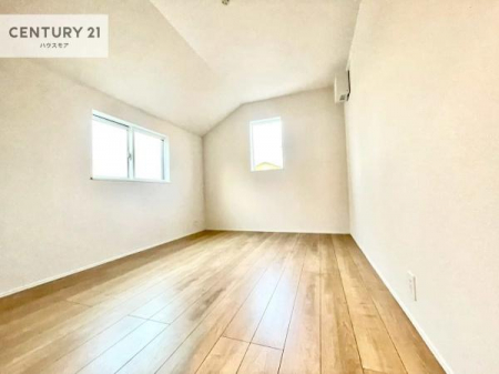 �m���@2�ʍ̌����m�ۂ������邢�����́A���ʂ����ǂ��A���邭��ϋ��S�n�̗ǂ���ԂƂȂ��Ă���܂��B�����b�N�X���ĉ߂�����S�n�̗ǂ��������ł��I