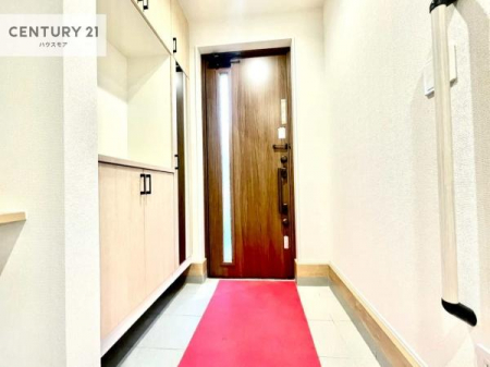 ���ց@�V���[�Y�{�b�N�X�t���Ȃ̂ŁA���ւ��Еt�����|�������₷���ł��I
�X�b�L���������ւŌ˂��J�����u�ԁA�������̂���S�n������Ԃ��o�}���Ă���܂��B

