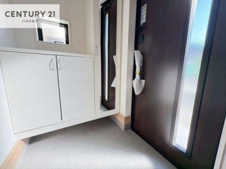 ���ց@�V���[�Y�{�b�N�X�t���B���ւ��Еt�����|�������₷���ł��I
�X�b�L���������ւŌ˂��J�����u�ԁA�������̂���S�n������Ԃ��o�}���Ă���܂��B