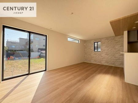 ���r���O�@�傫�ȑ����炽���Ղ�̗z���������閾�邢���r���O�B�J�����̂��郊�r���O�ŉƑ��c���̂��났�̎��Ԃ��߂����܂��I�����w�\�ł��I���񌻒n�ŗz������Ȃǂ��̊����������܂��I