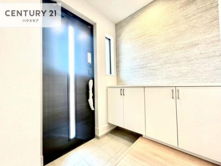 ���ց@�V���[�Y�{�b�N�X�t���B���ւ��Еt�����|�������₷���ł��I
�X�b�L���������ւŌ˂��J�����u�ԁA�������̂���S�n������Ԃ��o�}���Ă���܂��B