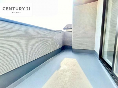 �o���R�j�[�@�z������̗ǂ��o���R�j�[�ŁA�����󕨂��悭���������ł��ˁI
���V�C�̗ǂ����ɂ̓o���R�j�[�֏o�ă��t���b�V������̂��C�����悳�����ł��B