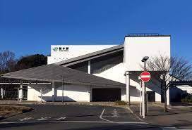 ���ӊ��@-