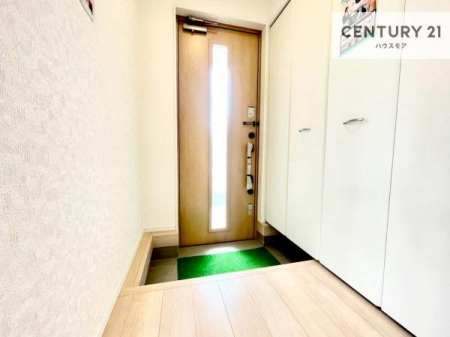 ���ց@�V���[�Y�{�b�N�X�t���B���ւ��Еt�����|�������₷���ł��I
�X�b�L���������ւŌ˂��J�����u�ԁA�������̂���S�n������Ԃ��o�}���Ă���܂��B