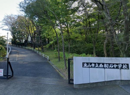 ���ӊ��@-