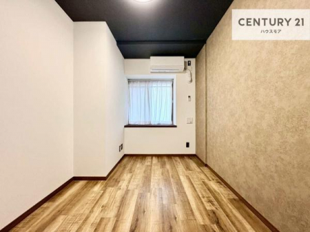 �q�������@�����炽���Ղ��������A���ʂ����ǍD�Ȃ��߁A���K�ɉ߂������Ԃł��B
�q�ǂ������Ƃ��Ă��œK�ŁA�w�K�X�y�[�X��V�я�Ƃ��Ă����p�ł��܂��B