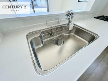 �L�b�`���@���C�h�ȃV���N�ł��ˁI�������˂ɂ������������₷���Ǝ����y�X�d�l�̃V�X�e���L�b�`���ł��I
�f�U�C�����Ƌ@�\�������˂��L�b�`���Ő�����������܂��ˁI�y���n�̔���J�Ò��z