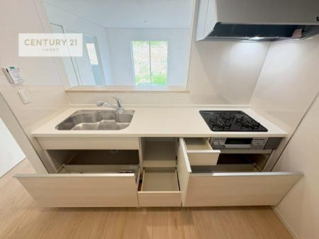 �L�b�`���@���[�X�y�[�X���L�x�ŁA�����X�y�[�X���X�b�L���ƕЕt���Ђ�`�����p�ł��܂��I
���K�ɍ�Ƃ��ł��܂��I�����̗���������܂��I