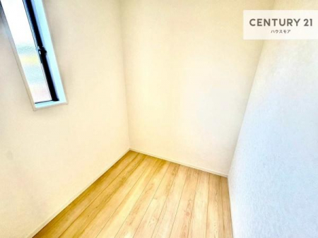 ���[�@�����Ղ���[�Z��ԁB�[�˂��������܂��I
���[�X�y�[�X�Ƃ��Ă͂������A���ւ��̋�Ԃɂ��҂�����ł��I