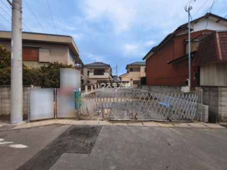 ���ԏ�@���ԃX�y�[�X��2�䕪����܂��I�Z�J���h�J�[�͂������A�o�C�N�⎩�]�ԂȂǂ��u���ꏊ�ɍ���܂���B