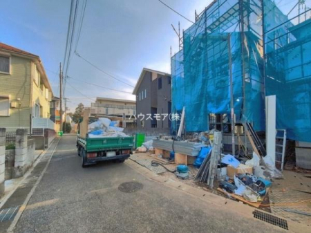 ���̑����n�@�O�ʓ��H4���I�z����ǍD�ȗ��n�ł��B
�Ԍɓ��ꂪ���ȕ������S�ł��ˁB