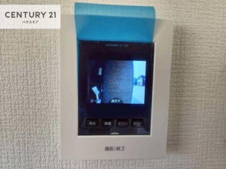 ���̑��@TV���j�^�[�t�C���^�[�t�H���������B���K�҂̊���m�F���Ă���Ή��ł��邽�߁A�h�Ɩʂɂ��z�����ꂽ���S�̐ݔ��ł��B