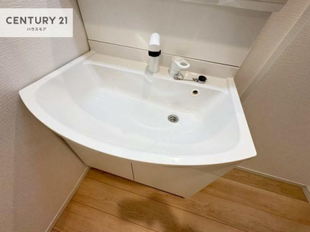 ���ʑ�E���ʏ��@�[�����ʑ�{�E���́A�������˂ɂ����̂ł�����ꂪ�y�X�I���������ۂĂ܂��I
�L���C�Ȑ��ʏ��Ŏ��������̃��`�x�[�V�������オ��܂��ˁI