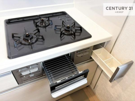 �L�b�`���@�R�����͎O������̂ł������̓����i�s���ł��܂��B
�������O�����t���ł��B�����X�y�[�X���L�X���Ă���׍�Ƃ����₷���I�g�����肪�ǂ��V�X�e���L�b�`���ł��I