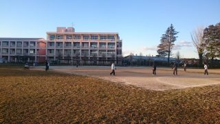 ���ӊ��@-