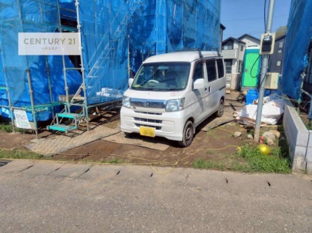 ���ԏ�@���ԃX�y�[�X��2�䕪����܂��I�Z�J���h�J�[�͂������A�o�C�N�⎩�]�ԂȂǂ��u���ꏊ�ɍ���܂���B