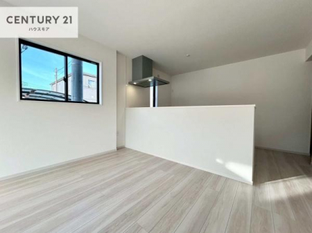 ���r���O�@���r���O�S�̂����n����ΖʃL�b�`���Ȃ̂ŁA���q�l�̗l�q�������Ȃ����Ƃ��ł���q��Ă����₷�����S�ȊԎ�ł��I�y���n�̔���J�Ò��z