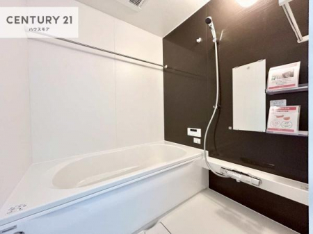 �����@�������������l�̕��͋C�̃o�X���[���́A�����o�Ă��ăo�X�^�C�����[���I
���d���撣���Ă��邲�J���ɂ��D�݂̍���̓����܂����āA�y����ł݂Ă͂������ł��傤���H�y���n�̔���J�Ò��z