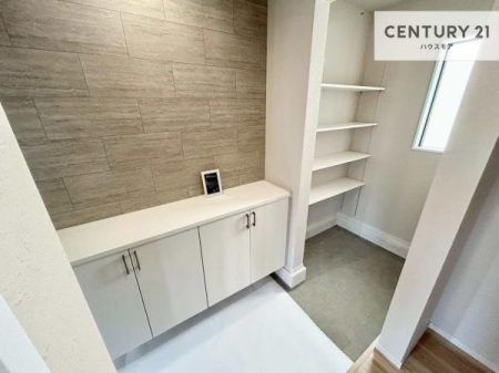 ���ց@�V���[�Y�C���N���[�N�t���ł��I�V���[�Y�����łȂ��x�r�[�J�[��܂��ݎ��]�ԁA�A�E�g�h�A�p�i���X�b�L���ƕЕt�����܂��I�y���n�̔���J�Ò��z