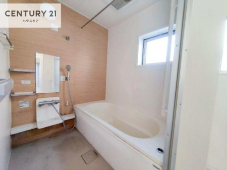 �����@�L�X�o�X�ň���̔������t���b�V���B�����L�΂���̂ŁA�����ɂ��������ƐZ����܂��ˁI�����̃o�X�^�C�����y���݂ɂȂ�܂��B