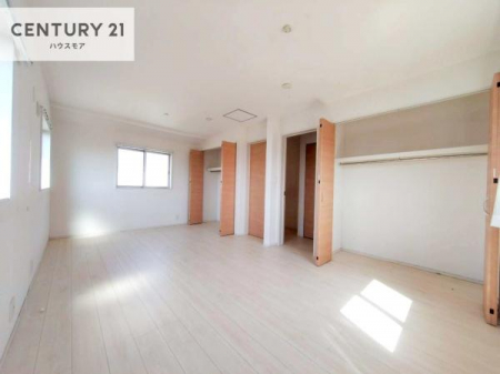 �m���@�V���v���Ƀf�U�C������Ă��邽�߁A�Ƌ��I�т܂���I
���C�ɓ���̉Ƌ��u���Ă��낰���Ԃ���邱�Ƃ��ł��܂��B
���C�t�X�^�C���ɍ��킹��2�����ɕ����邱�Ƃ��\�ł��I