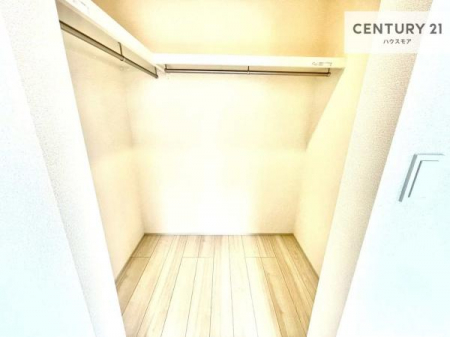 ���[�@�E�H�[�N�C���N���[�[�b�g�t���ł��B��������̂��m���Ȃǂ����[���Ă��������ł��ˁI���ɂ���@�������ȂǋG�ߕ��̑傫�ȉƓd�����[�ł��܂��I