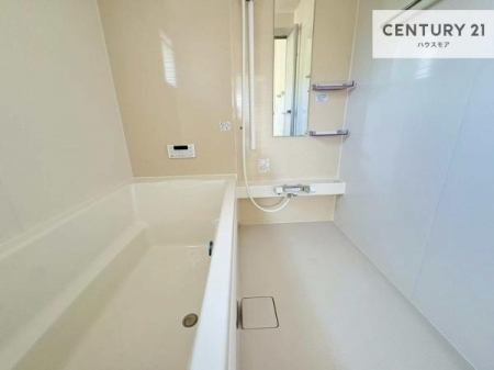 �����@�L�X�o�X�ň���̔������t���b�V���B�����L�΂���̂ŁA�����ɂ��������ƐZ����܂��ˁI�����̃o�X�^�C�����y���݂ɂȂ�܂��B