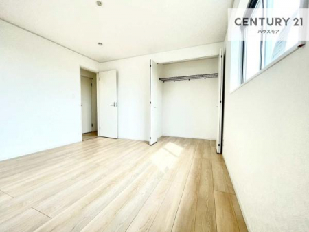 ���r���O�ȊO�̋����@�S�����Ɏ��[�X�y�[�X������Ă���A�ߗނ���p�i���������萮���\�B
���������L�����K�ɂ��g������������A�g������̗ǂ��Ԏ��ł��B