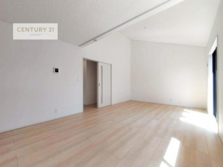 ���r���O�@�L�X�_�C�j���O�X�y�[�X�I������肨�H���B�΂��������y�������Ԃ��߂����܂��B���X�̔���������܂��I