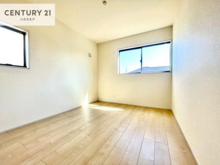 �m���@2�ʍ̌����m�ۂ������邢�����́A���ʂ����ǂ��A���邭��ϋ��S�n�̗ǂ���ԂƂȂ��Ă���܂��B�����b�N�X���ĉ߂�����S�n�̗ǂ��������ł��I