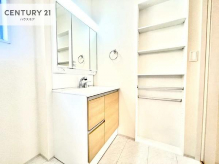 ���ʑ�E���ʏ��@���[�����Ղ�̐��ʎ��I���p�i�̃X�g�b�N��o�X�^�I�����X�b�L���Ǝ��[�ł��Ď��o���₷���I����肪�X�b�L���Еt���ċC�����̗ǂ���ԁI