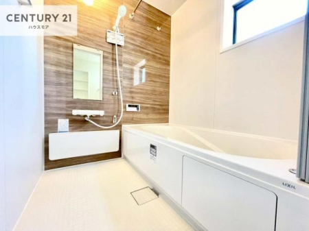 �����@�������������l�̕��͋C�̃o�X���[���́A�����o�Ă��ăo�X�^�C�����[���I
���d���撣���Ă��邲�J���ɂ��D�݂̍���̓����܂����āA�y����ł݂Ă͂������ł��傤���H