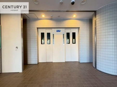 ���̑����p���@�G���x�[�^�[������A���K�ŃX���[�Y�Ȉړ��������B
���������A��₨���̓����A�X�g���X�Ȃ��������֌������܂��B