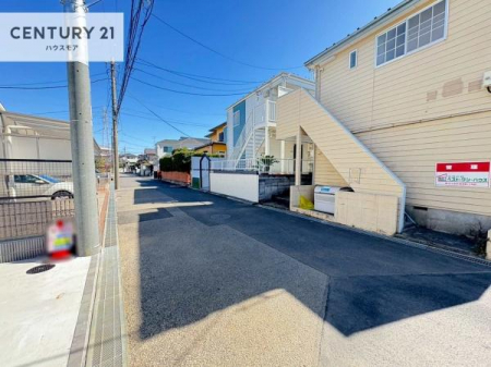 ���̑����n�@�O�ʓ��H��6���I�z����ǍD�ȗ��n�ł��B
�Ԍɓ��ꂪ���ȕ������S�ł��ˁB