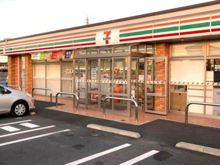 ���ӊ��@-