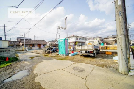 ���̑����n�@�O�ʓ��H��4���I�z����ǍD�ȗ��n�ł��B
